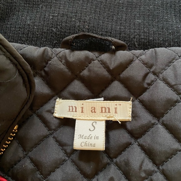 Miami Black Puffer Vest - Picture 3 of 3